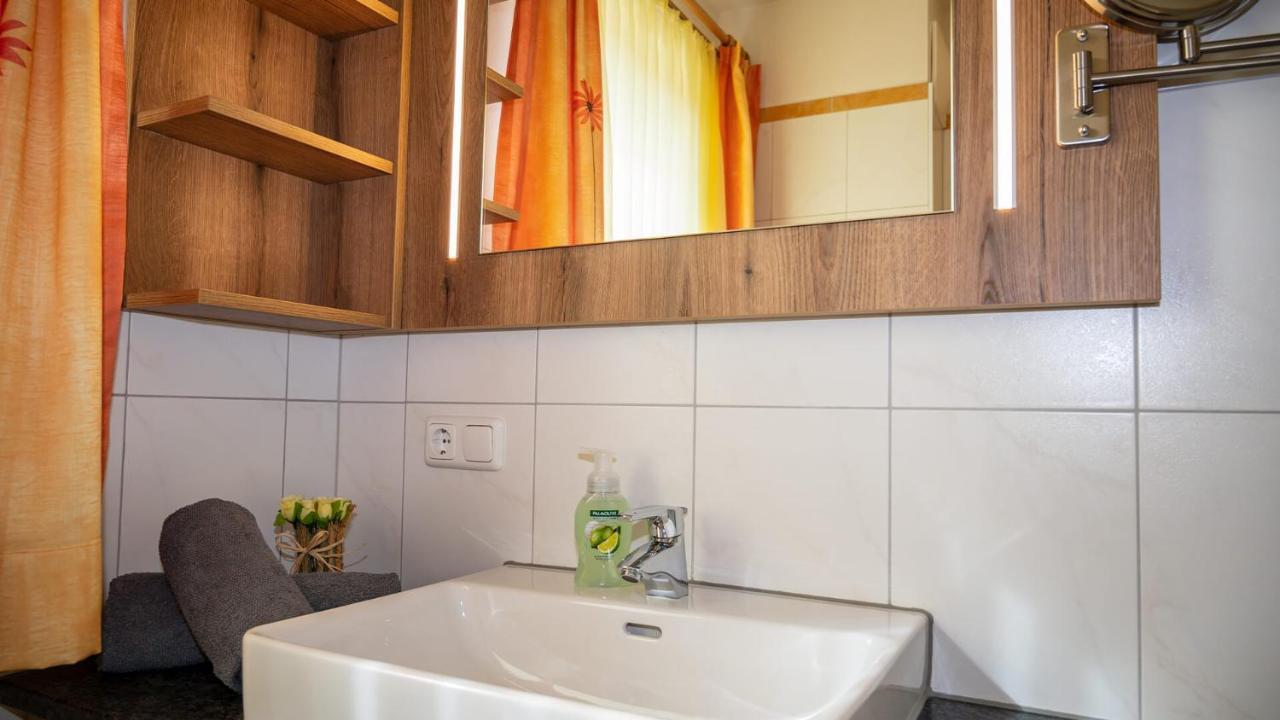 Appartement Alexandra Neukirchen am Grossvenediger Bagian luar foto