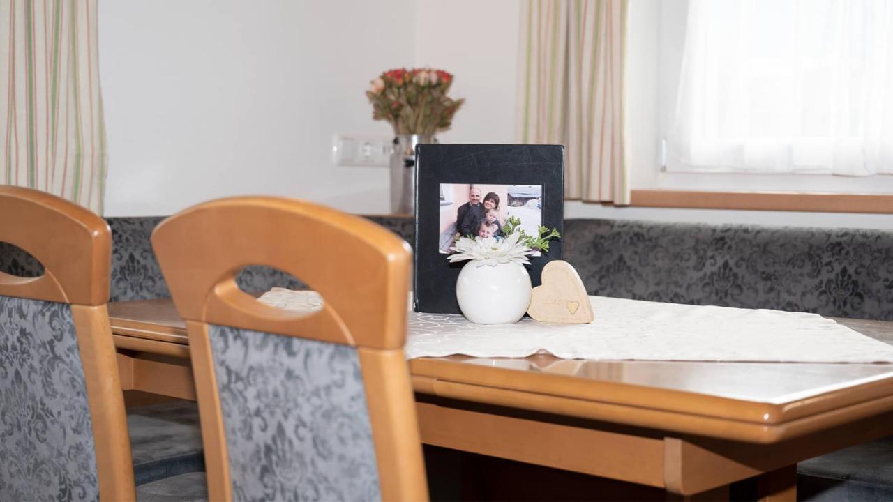 Appartement Alexandra Neukirchen am Grossvenediger Bagian luar foto