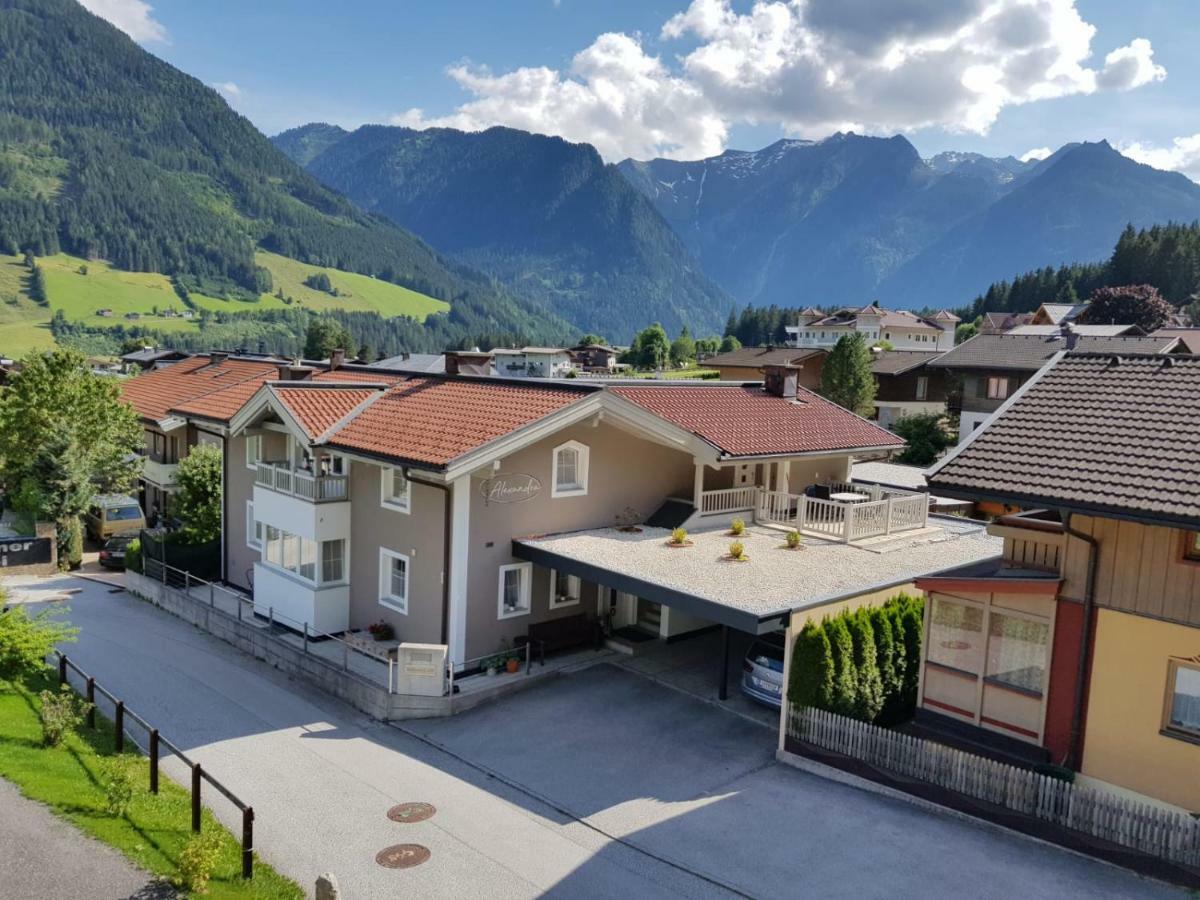 Appartement Alexandra Neukirchen am Grossvenediger Bagian luar foto